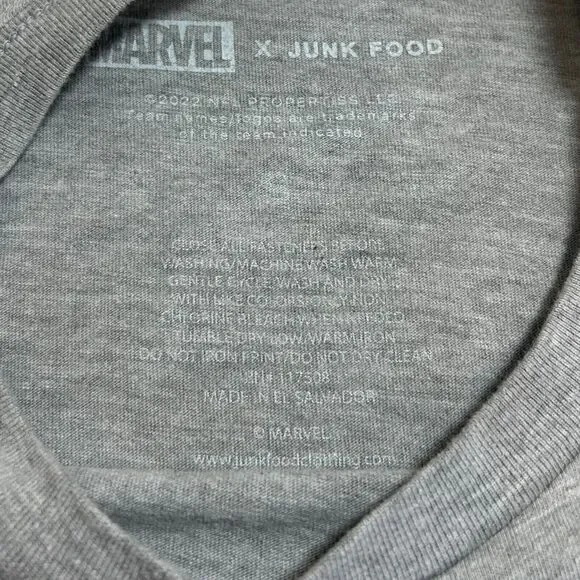 Marvel x Junk Food NY Giants Wolverine Graphic Tee Heather Gray NFL T-shirt - Picture 7 of 8